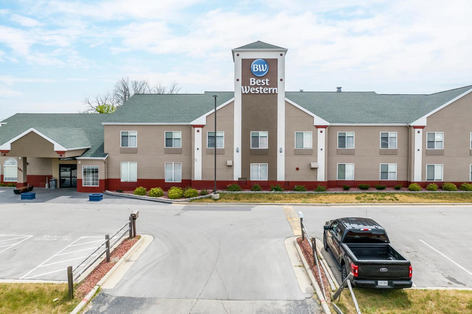 Best Western Watertown Экстерьер фото